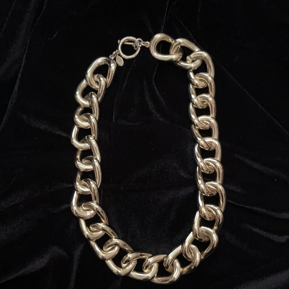 Lydell Chunky Gold Chain Necklace - Picture 4 of 7